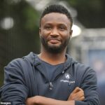 Bývalá hviezda Chelsea John Obi Mikel tvrdila, že klub by mal tento rok v lete podpísať nového brankára