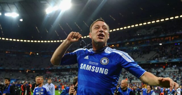 John Terry ne regrette pas de porter un kit complet pour la Ligue des champions malgré le «bâton»
