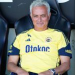Jose Mourinho chce, aby sa tréneri portugalských trénerov vrátili do „výšky kariéry“