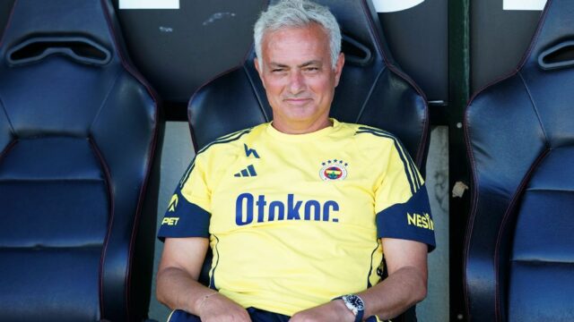Jose Mourinho chce, aby sa tréneri portugalských trénerov vrátili do „výšky kariéry“

