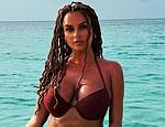 Joy Taylor je z bombovej spoločnosti v mesiaci Fox Sports Mesiace