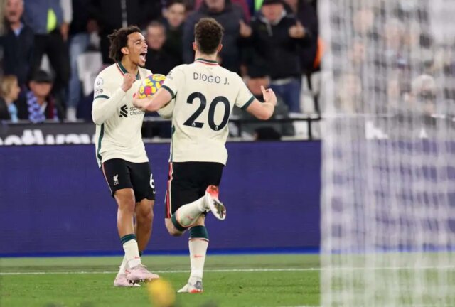 Jude Bellingham pripúšťa, že Trent Alexander-Arnold zistil, že smrť Diogo Jota „veľmi ťažká“ čelí

