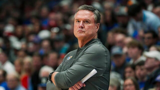 Kansas 'Bill Self v „Good Spirits“ po postupe pohotovostnej nemocnice

