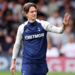Každé slovo, ktoré povedal Thomas Frank o zraneniach Solanke a Udogie a ktorý hráč Spurs bol pozitívny