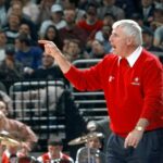 Keď si tréner K spomenul, ako si Bob Knight nepamätal svoje meno až do najväčšieho roka