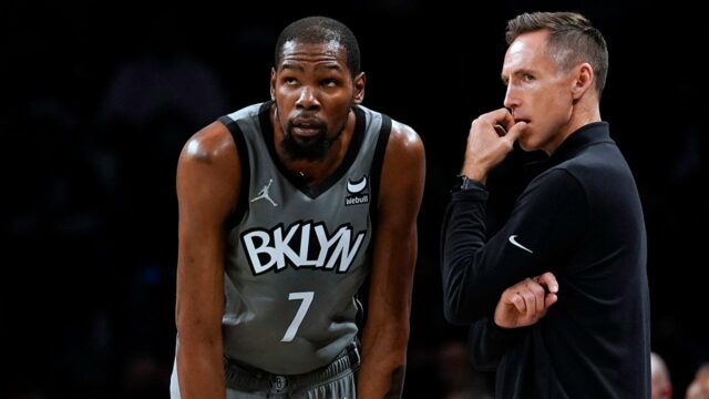 Kevin Durant odhaľuje Nets Ultimate Unvoing počas svojho pôsobenia v Brooklyne

