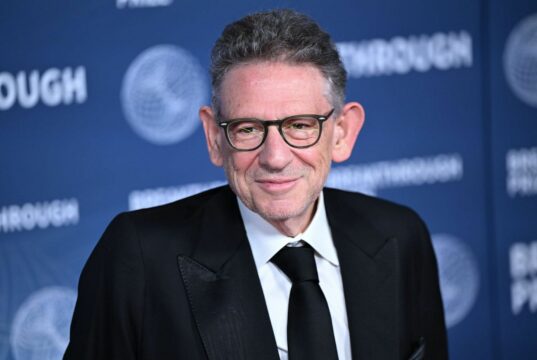 Kto je Lucian Grainge? Melanie King naznačuje, že médiá by mohla byť jedným z Diddyho „mocných ochrancov“ hovoriacich Lil Rod

