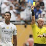 Kto je sudcom semifinále klubu PSG FIFA Club PSG FIFA v Real Madrid?