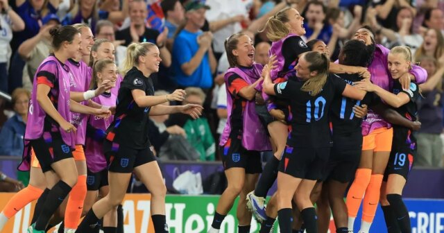 L'Angleterre compte leurs étoiles chanceuses contre l'Italie et se trouvent à 90 minutes de plus de gloire en euros
