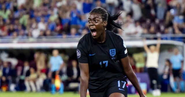 L'IA a déchiré si les lionnes de l'Angleterre battront l'Espagne en finale Euro 2025 pour le ramener à la maison

