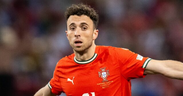 La police a déclaré que Diogo Jota conduisait et «en excès» de limite de vitesse pendant l'accident de la boule de feu
