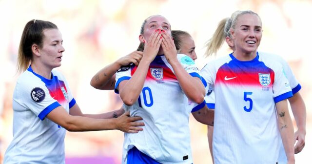 La star de Lionesses révèle qu'elle a été frappée par un chagrin brutal de la famille le jour de la finale des Euros
