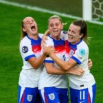 Lauren Hemp robí „neuveriteľné“ prijatie po prehliadke víťazstva Anglicka Euro 2025