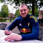 Leeds United podpísal Lucas Perri, brankár Lyon s prevodom 15,6 milióna libier