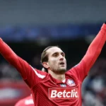 Leeds United a francúzsky klub sa zaujímajú o bývalého útočníka Lille Yusuf Yazıcı