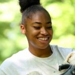 Les lionnes viennent de ramener le football à la maison pour leur arme secrète - et c'est adorable