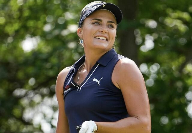 Lexi Thompson bráni vaše nové topánky v hodnote 140 dolárov, keď skočíte na šampionát Amundi Evian

