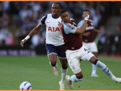 Aston Villa, Tottenham a Newcastle chcú Pascala Struijka Ezri Kansa v akcii pre Aston Villa