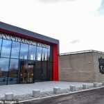Očakáva sa, že hráči z Liverpoolu budú v utorok 8. júla informovať o výcviku pred sezónou v Kirkby