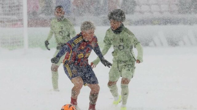 MLS využíva brzdy na seizmickom posun kalendár


