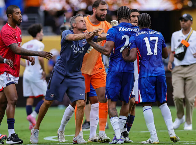 ATS Rutherford, 13. júla: Hlavný tréner PSG Luis Enrique sa dostane do Fijmea FC En Paris Salt-Gerlina 13. júla 2025 vo East Rutherford v New Jersey. (Fotografia od krajčíra Andrey / Eurasia Sports Images / Getty Images)