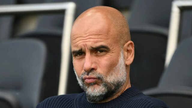 Guardiola je muž s látkou a štýlom - vo výbere oblečenia a teraz vlasov tváre
