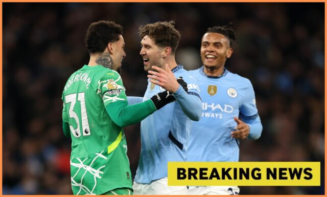 Man City GK Ederson tlieska fanúšikov