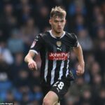 Futbalová asociácia vzala Lewis Macar v Notts County v rozpore s jeho stávkovými pravidlami