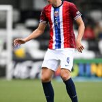 Manchester United poslal skautov, aby na začiatku tohto mesiaca sledovali Brant's 6ft 5 -inch -centerated Eivind Helland