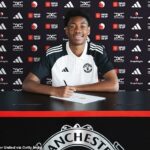 Man United, francúzska mládežnícka medzinárodná pokročilá podpis - predtým, ako Ineos oznámil klub okamžite