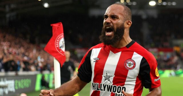 Man Utd Star je nadaný Brian Mbeumo Perfect Welking Darček pred prenosom futbalového športu 70 miliónov libier

