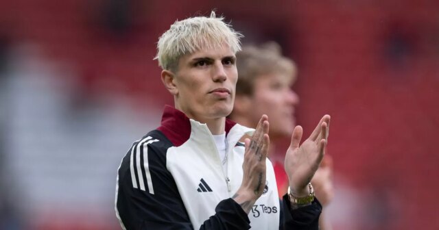 Man Utd dostáva zvýšenie prevodu Alejandra Garnacho, keď znovu otvorila výjazdovú cestu s ponukou 45 miliónov GBP

