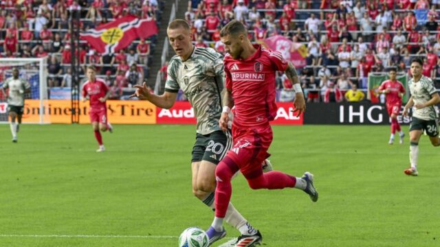 Marcel Hartel (2 góly) zdvíha St. Louis do Hölzeru kvôli vzácnym víťazstvom

