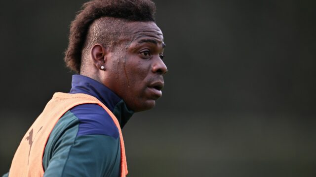 Balotelli je na voľnom konci a strávil iba osem mesiacov v Janove