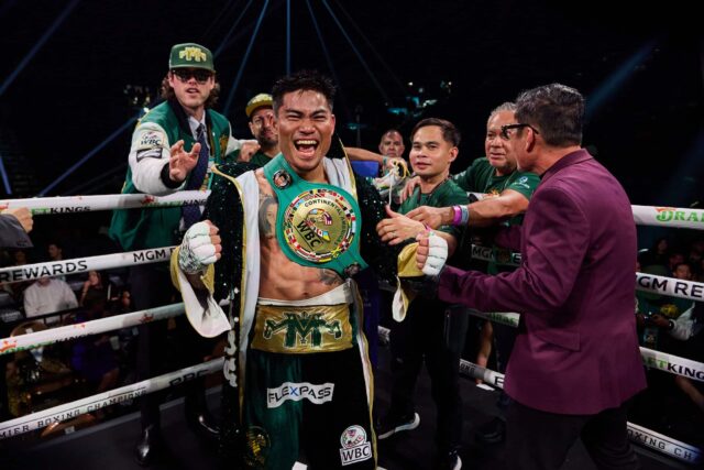 Mark Magsayo prekonáva Jorge Culellar z Mexika do Pacquiao-Barrios