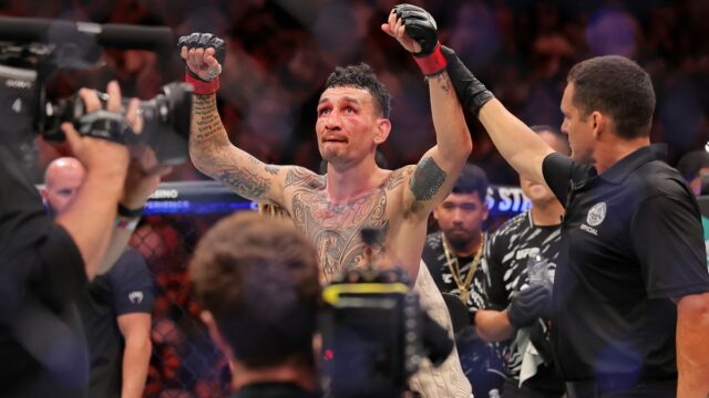 Max Holloway sa blíži

