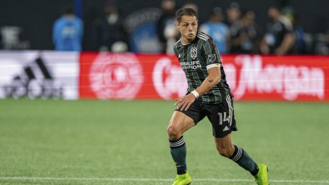 Mexická federácia pokutuje Javier "Chichardo" Hernandez po sexistických poznámkach

