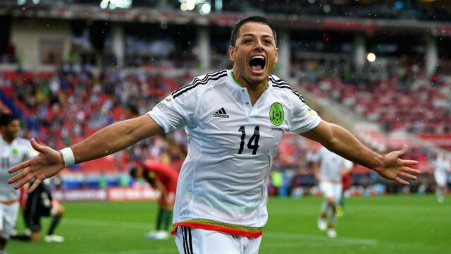 Mexiko a bývalí United Star Chicarito sa ospravedlňujú za sexistické komentáre

