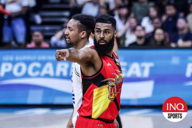 Počas zápasu 4 finále filipínskeho pohára PBA proti TNT TNT Tropang 5G.