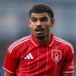 Morgan Gibbs-White necestoval do Portugalska so svojimi spoluhráčmi Nottingham Forest