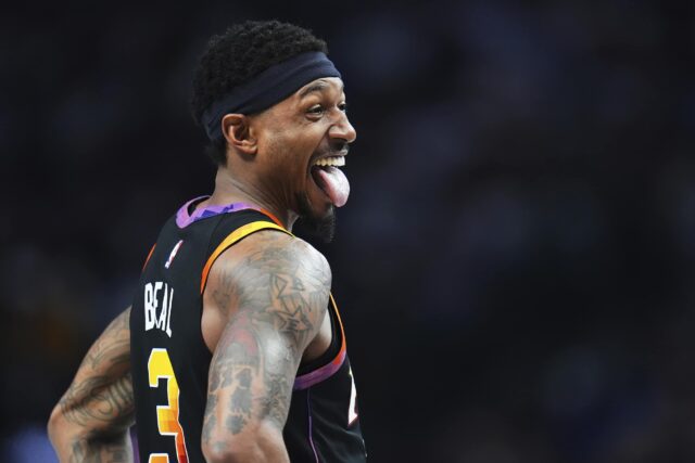 Bradley Beal, trikrát od NBA All-Star, prijal nákup zmlúv od spoločnosti Phoenix Suns, ktorý otvára dvere k vstupu do Los Angeles Clippers.