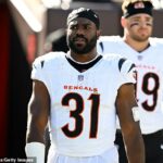 Cincinnati Bengal sa po reštrukturalizácii zmluvy zlomil v Zack Moss