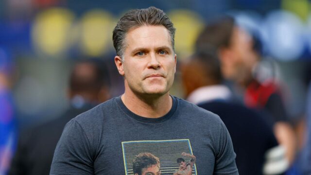 NYC Shooting: Kyle Brandt zo siete NFL prináša obetiam emocionálny hold


