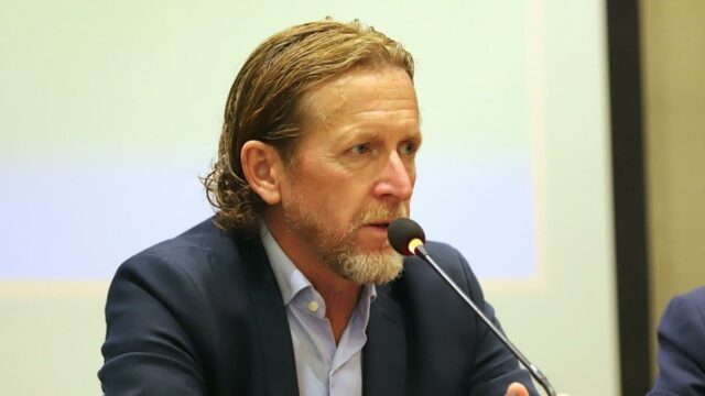 Nepál Patrick de Wilde Women's Team Coach rezignuje po rozdieloch s federáciou

