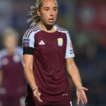 Nobbs bol posledný s Aston Villa, ale jej zmluva vypršala tento rok v lete