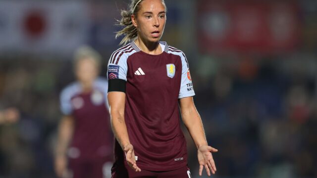 Nobbs bol posledný s Aston Villa, ale jej zmluva vypršala tento rok v lete