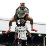 Rodrigo Muniz (hore) je posledným cieľom radaru Newcastle a diskutovalo sa o poplatku 40 miliónov libier