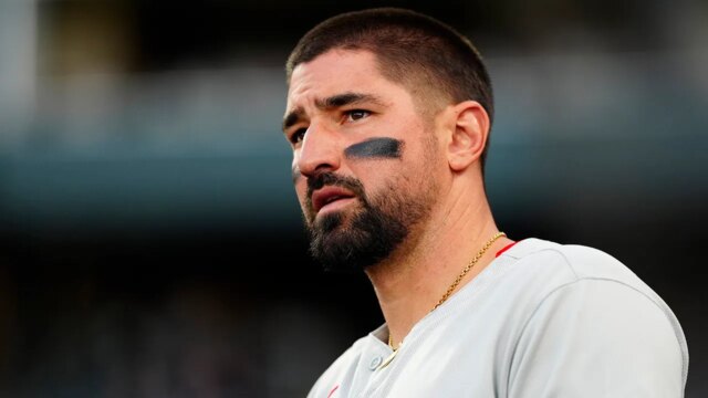 Nick Castellanos z Phillies konfrontuje fanúšika pre porazenie spoluhráča po strate

