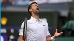 Novak Djokovic oznamuje, že čaká na otvorenie Wimbledona po zranení