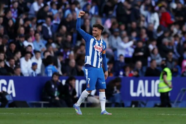 OFICIFICE: Kapitán Espanyol Javi Puado podpíše novú zmluvu

